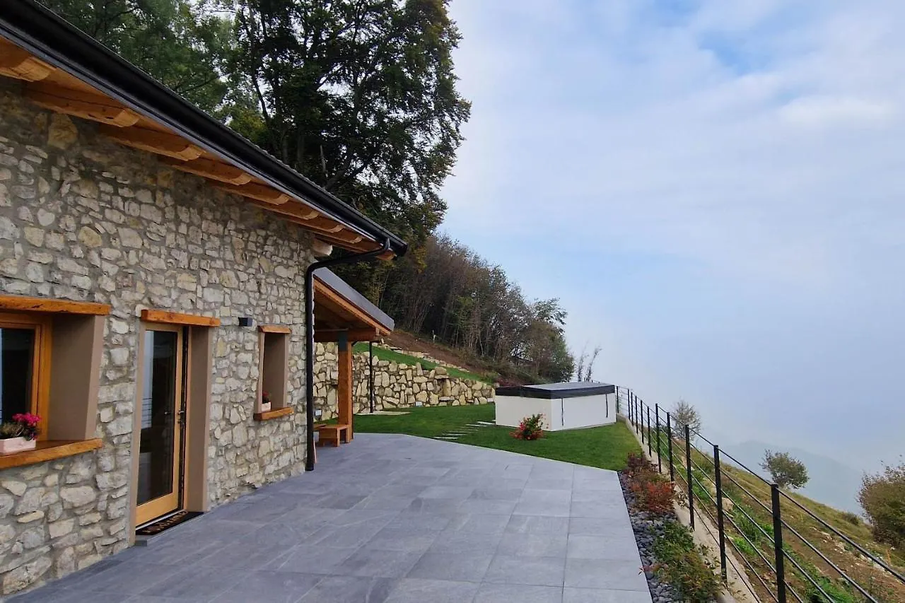 Narciso Home Adrara San Rocco 0*,  Italy